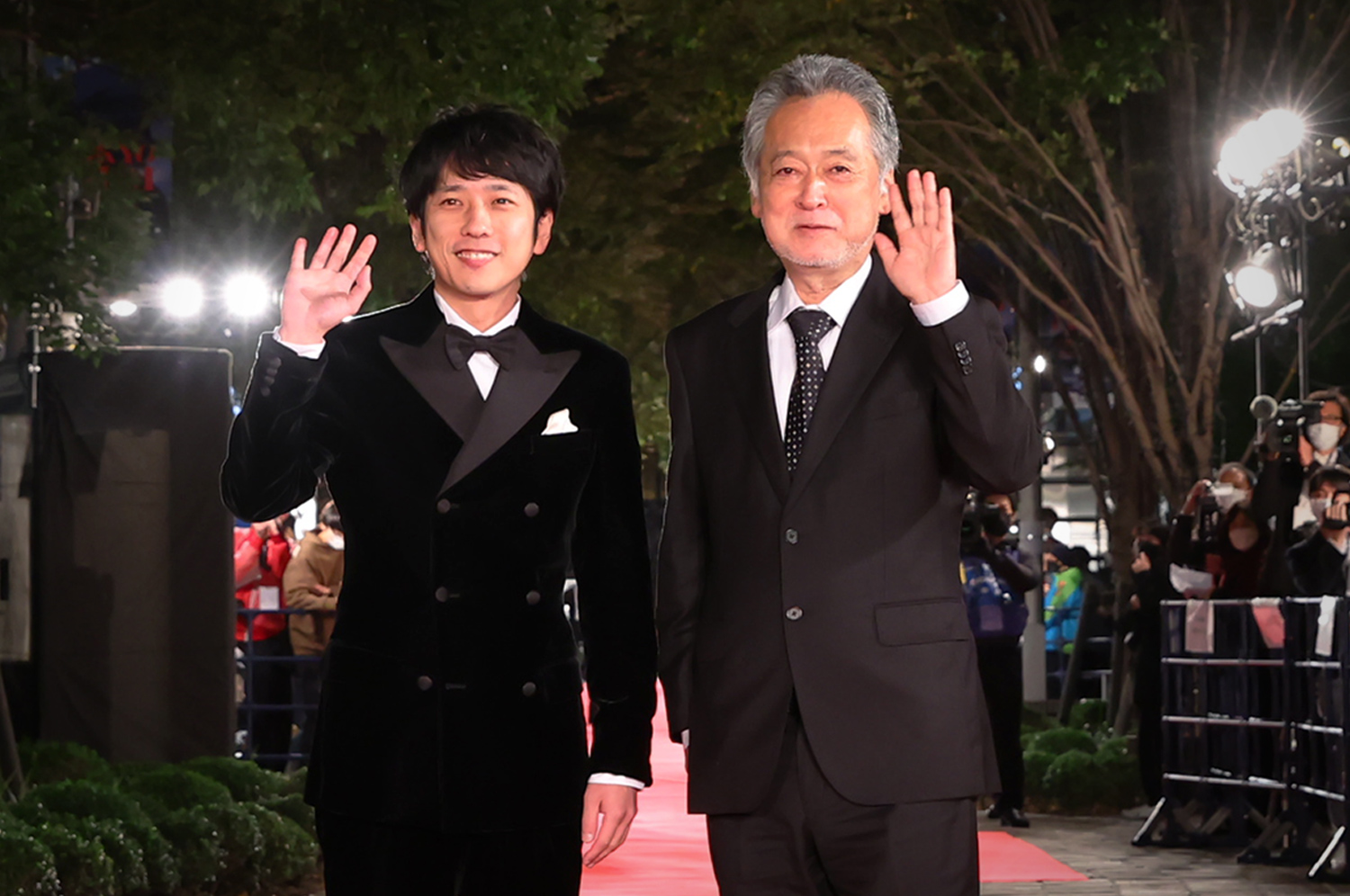 Redcarpet Fragments of the Last Will: Ninomiya Kazunari, Zeze Takahisa